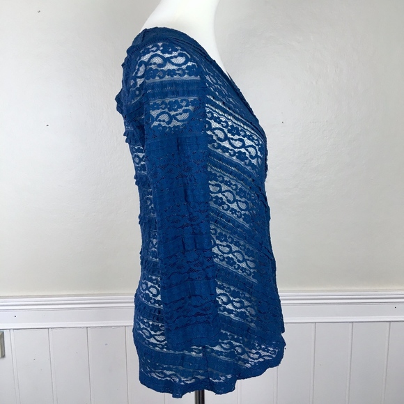 ANTHROPOLOGIE Blue Lace Blouse Size Small - Picture 4 of 8